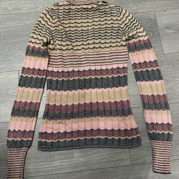 Cache Top - Picture 4 of 5